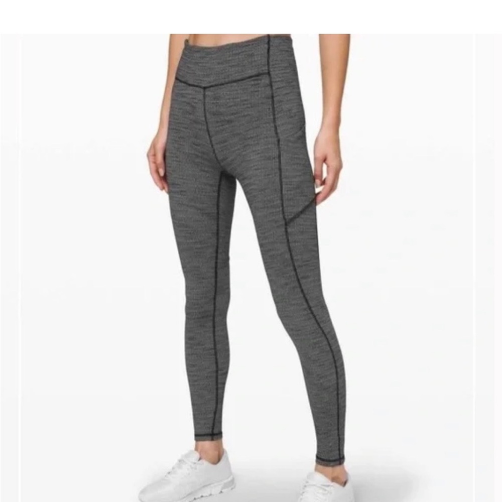 Lululuemon leggings size 6 full length black and gray